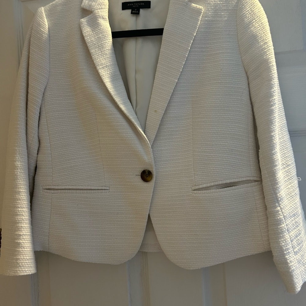 Ann Taylor Factory Off-White Textured Blazer